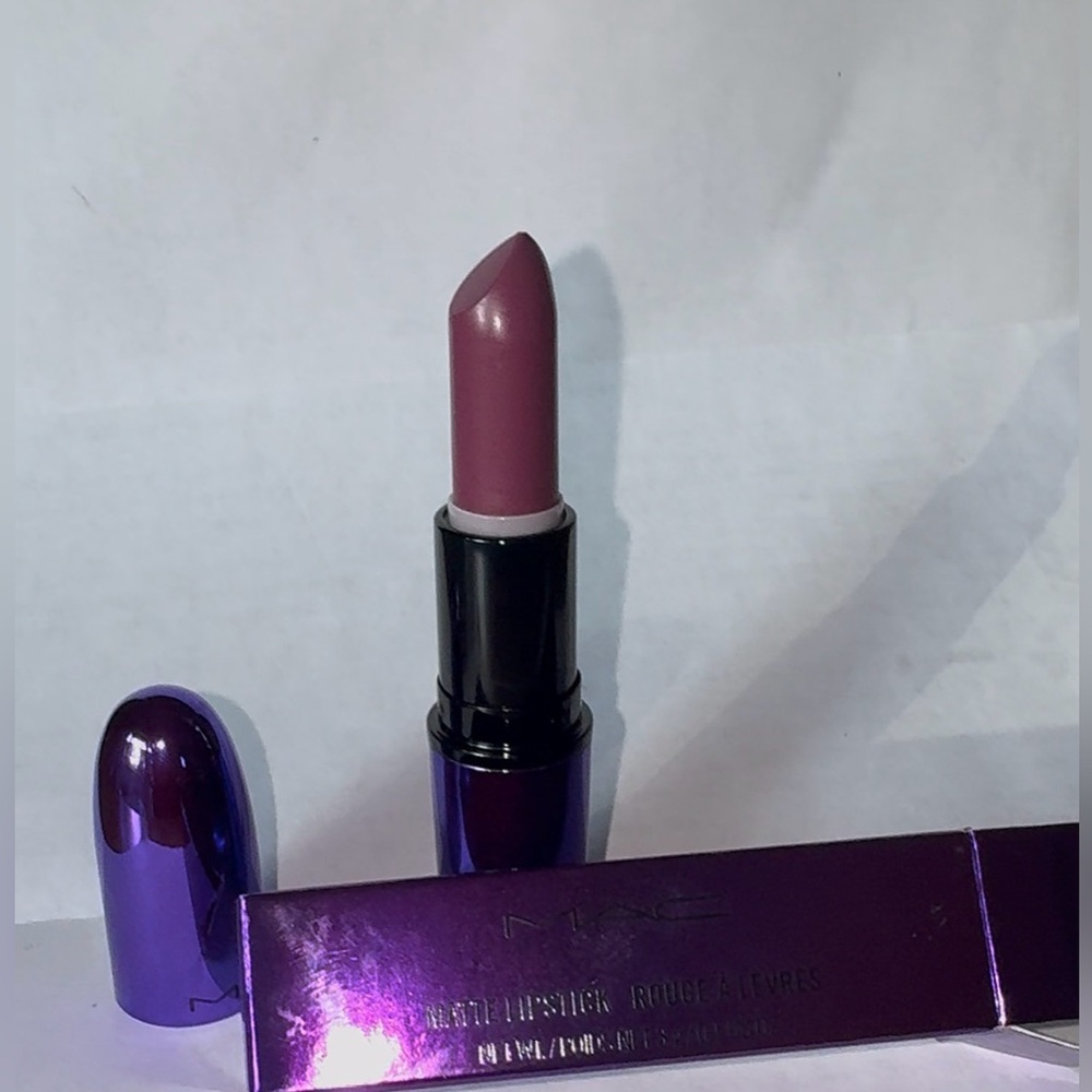 MAC Evening Rendezvous Lipstick 🌟 LIMITED EDITION 🌟 - Picture 15 of 16
